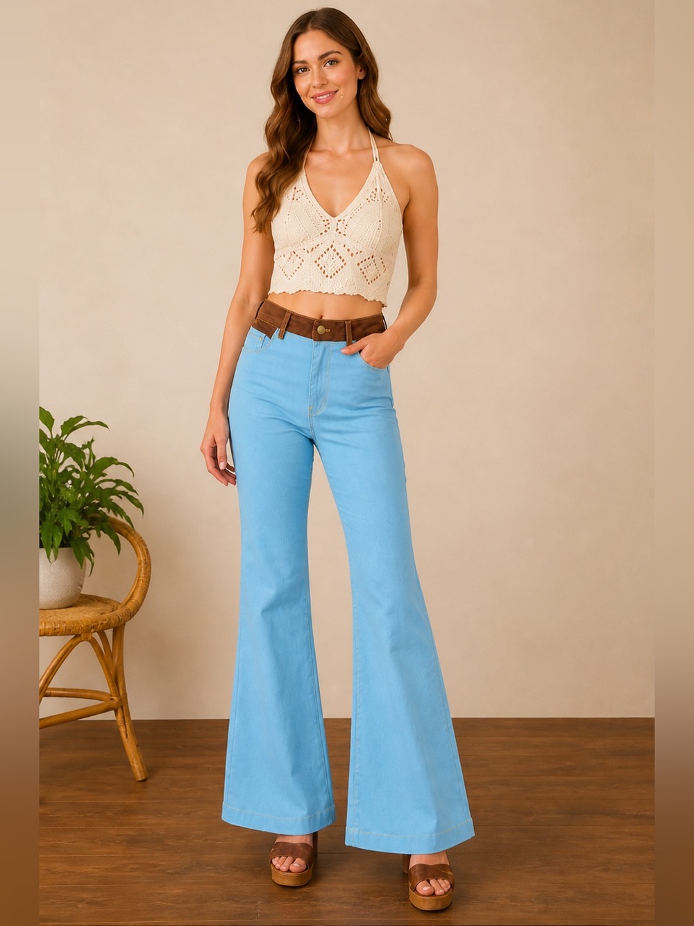 Unique Vintage x Smiley Happy Daisy High Rise Flare Jeans. Medium 6-8